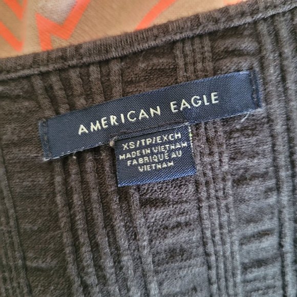 American Eagle Gray Charcoal Cotton Textured Ribbed Crop Top size xS - Picture 3 of 4